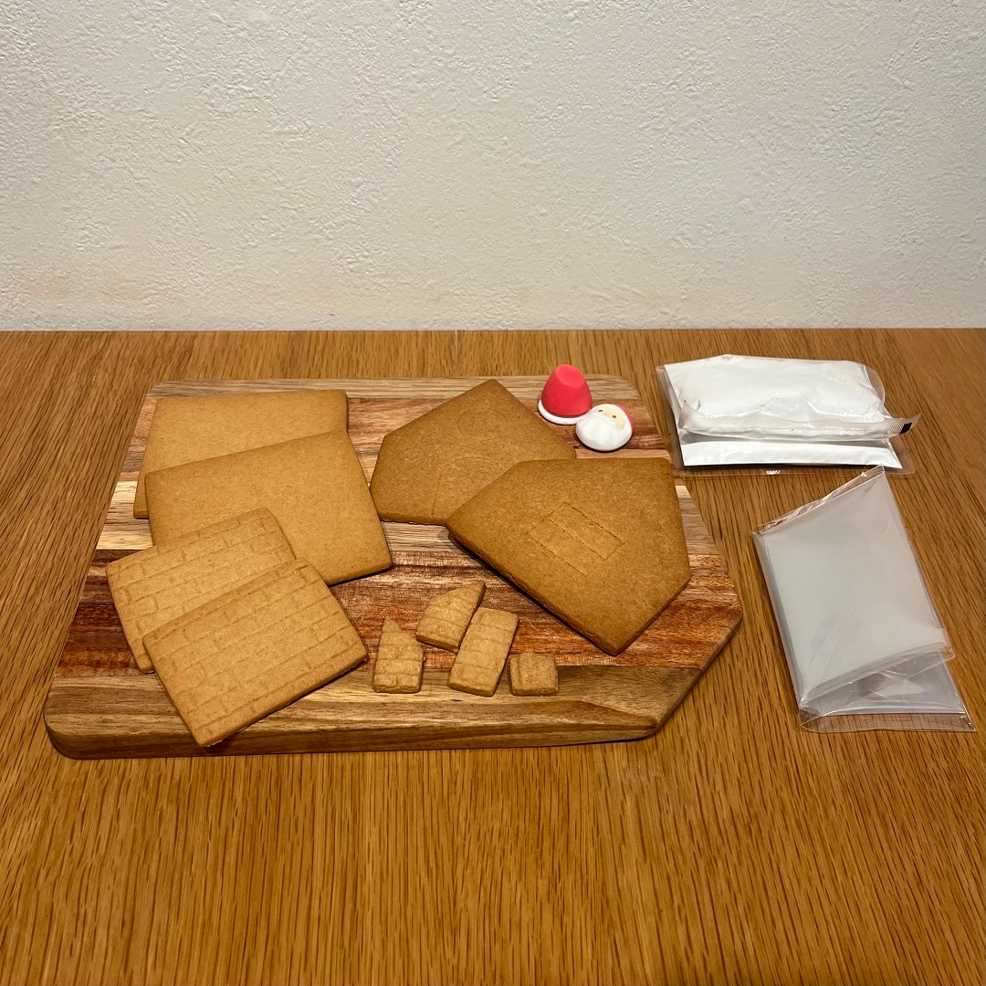 【アピタ島田】　ヘクセンハウス　中身