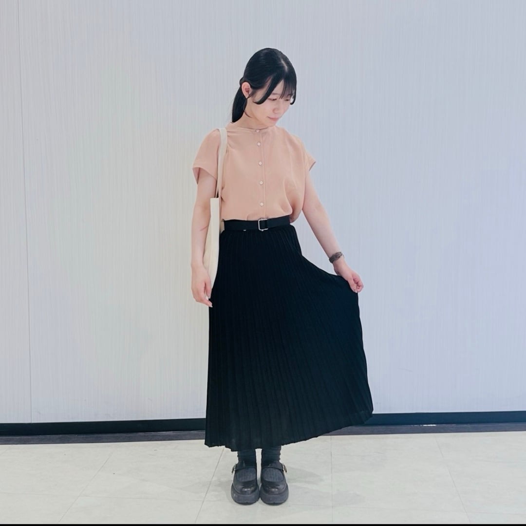婦人風を通すキレイ目コーデ