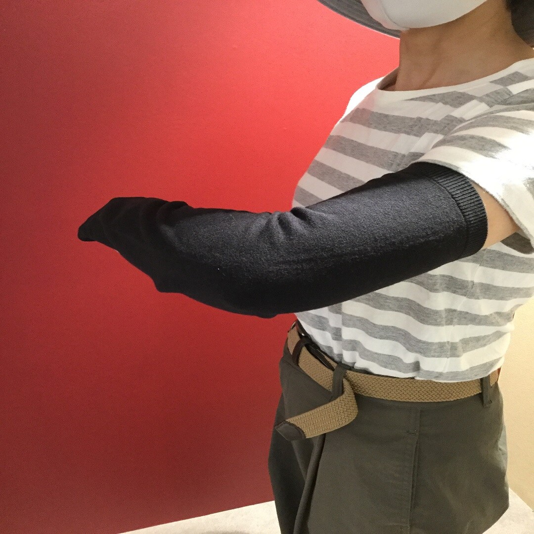 アームカバー着用腕アップ