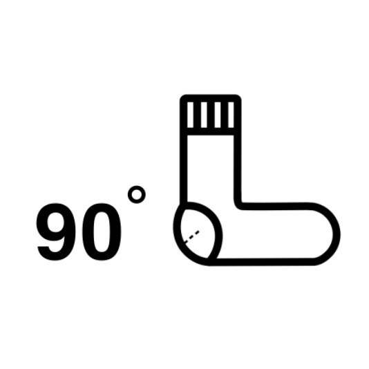 ９０°