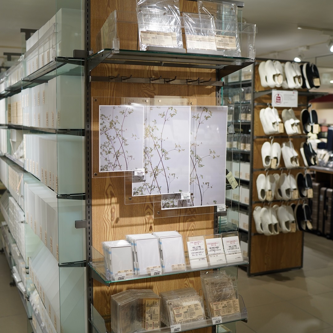 【マリエとやま】売場