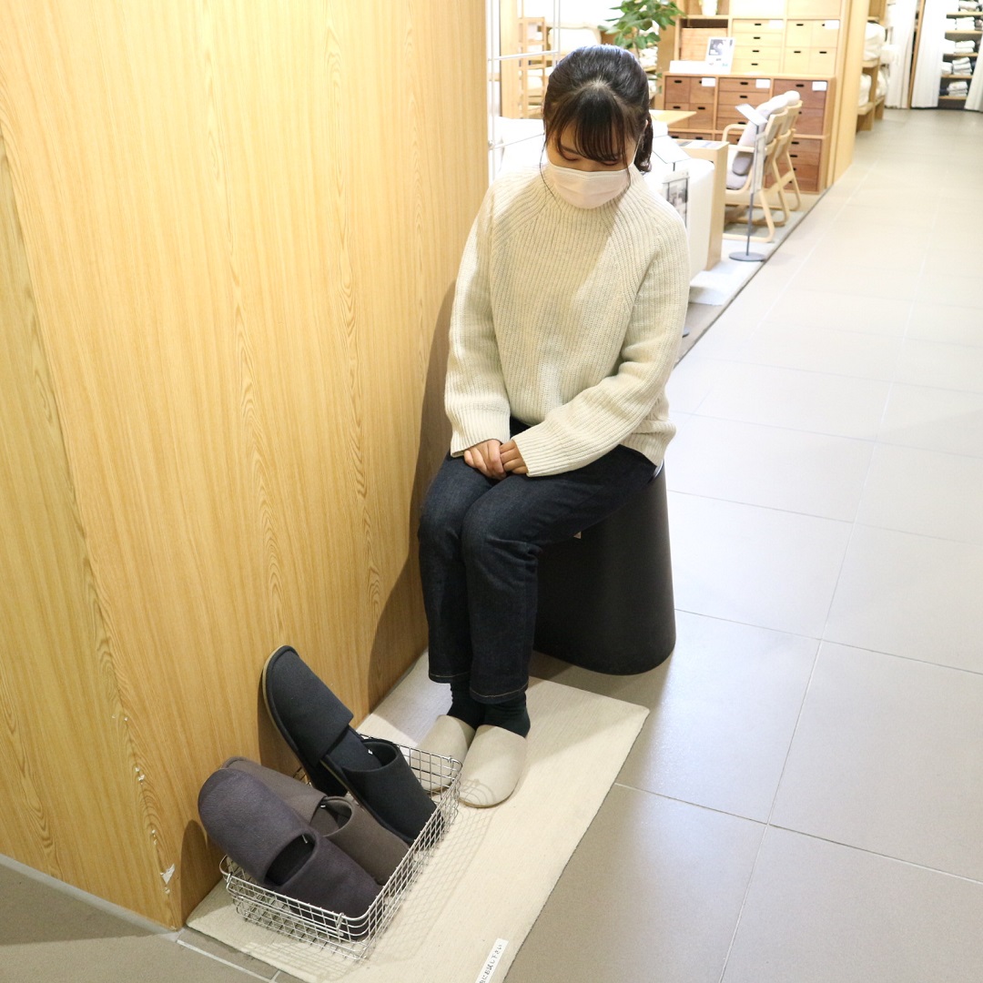 足にフィットするスリッパ