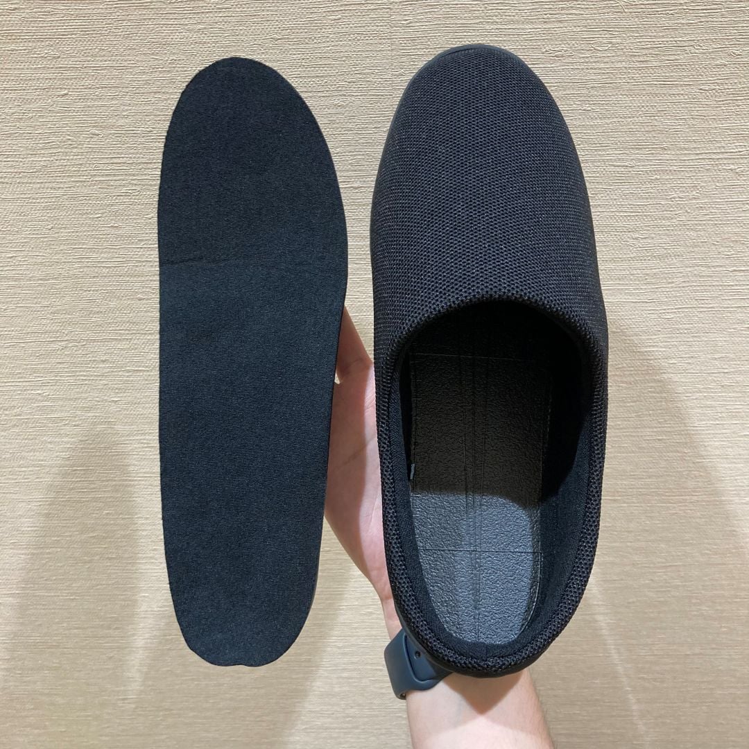 【ラゾーナ川崎】  お手頃価格になった、再生ポリエステル使い履き心地の良いスリッパ _35FHtC