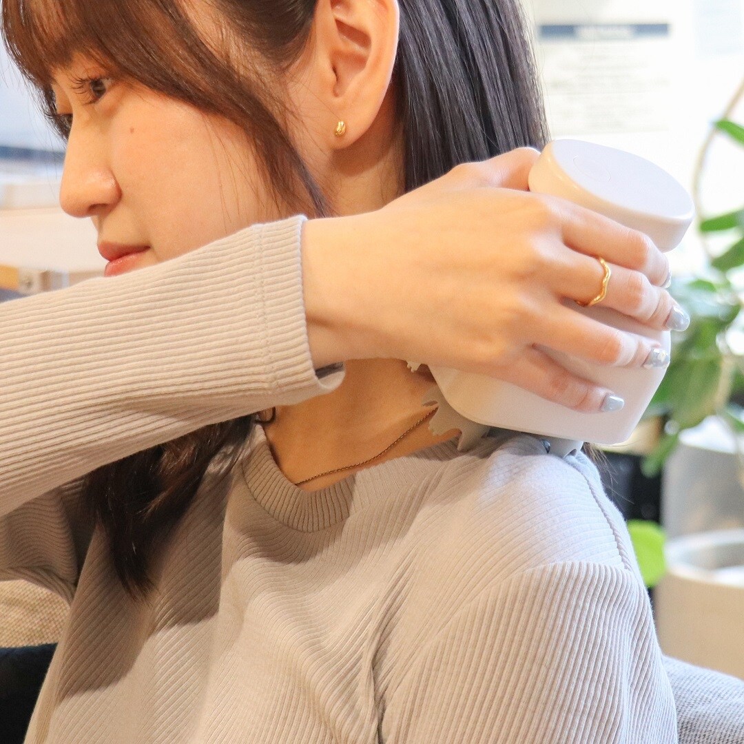 頭皮ケアブラシの写真