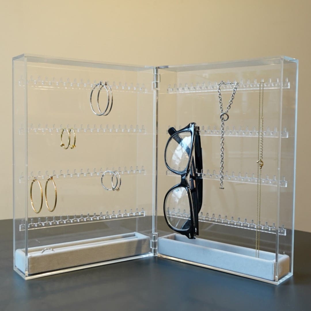 アクリルネックレス・ピアスケース・見開きタイプの写真