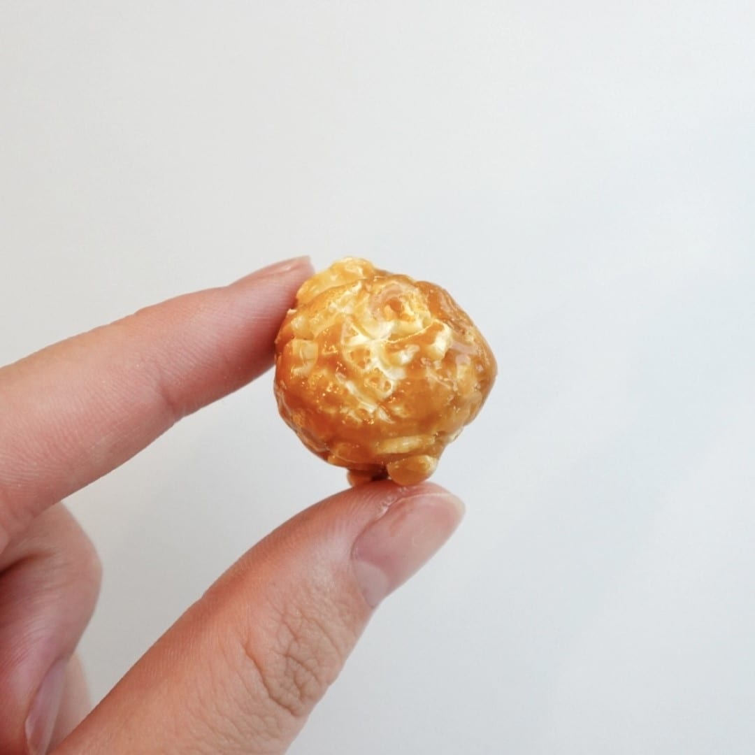 キャンディングポップコーンキャラメル味の写真