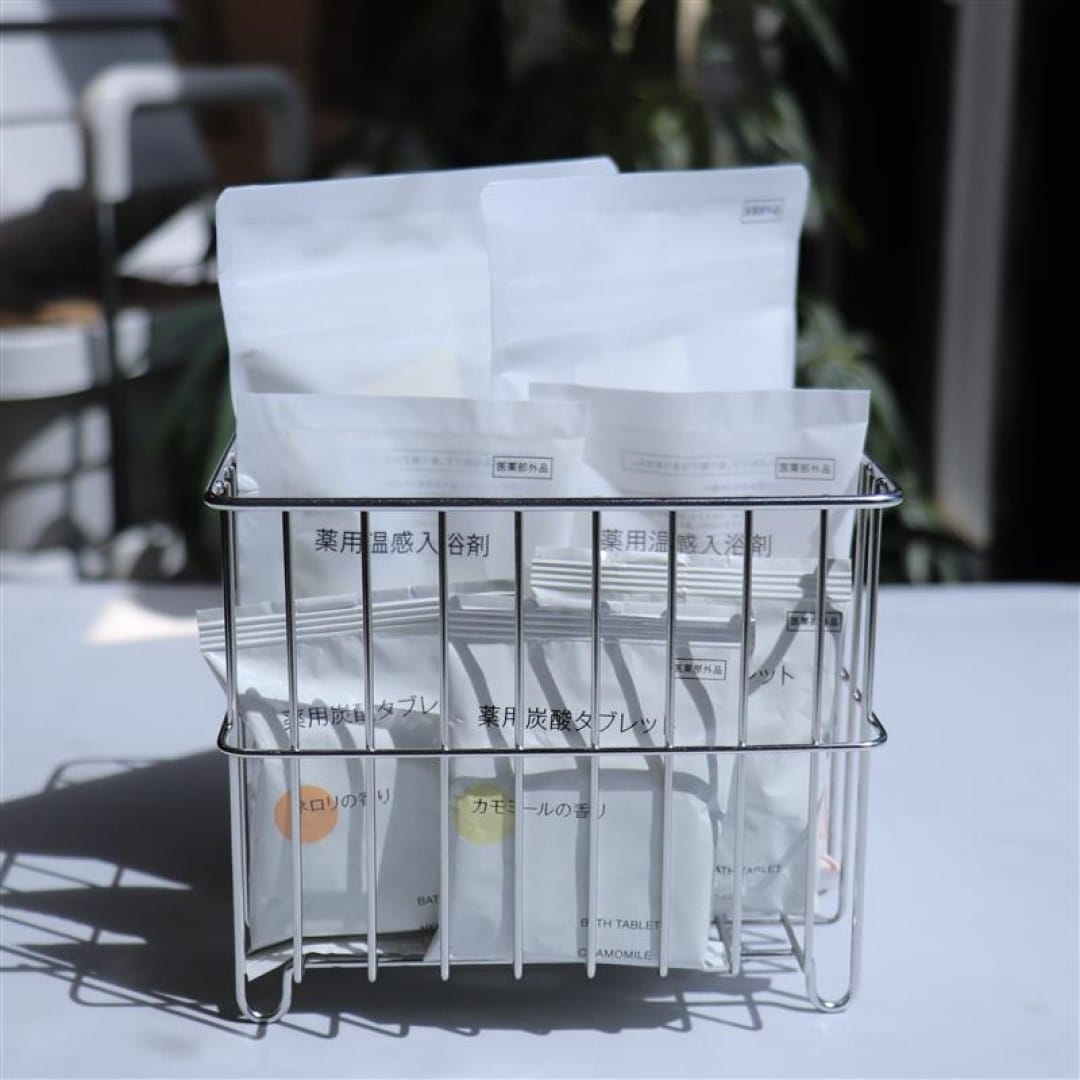 ステンレスボトルラックの写真