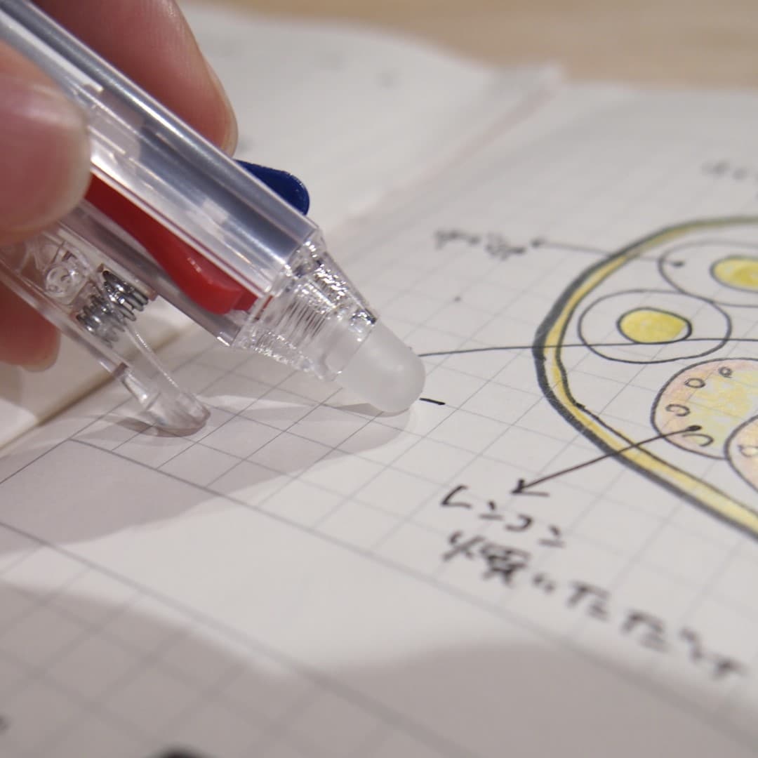 こすって消せるボールペンの写真