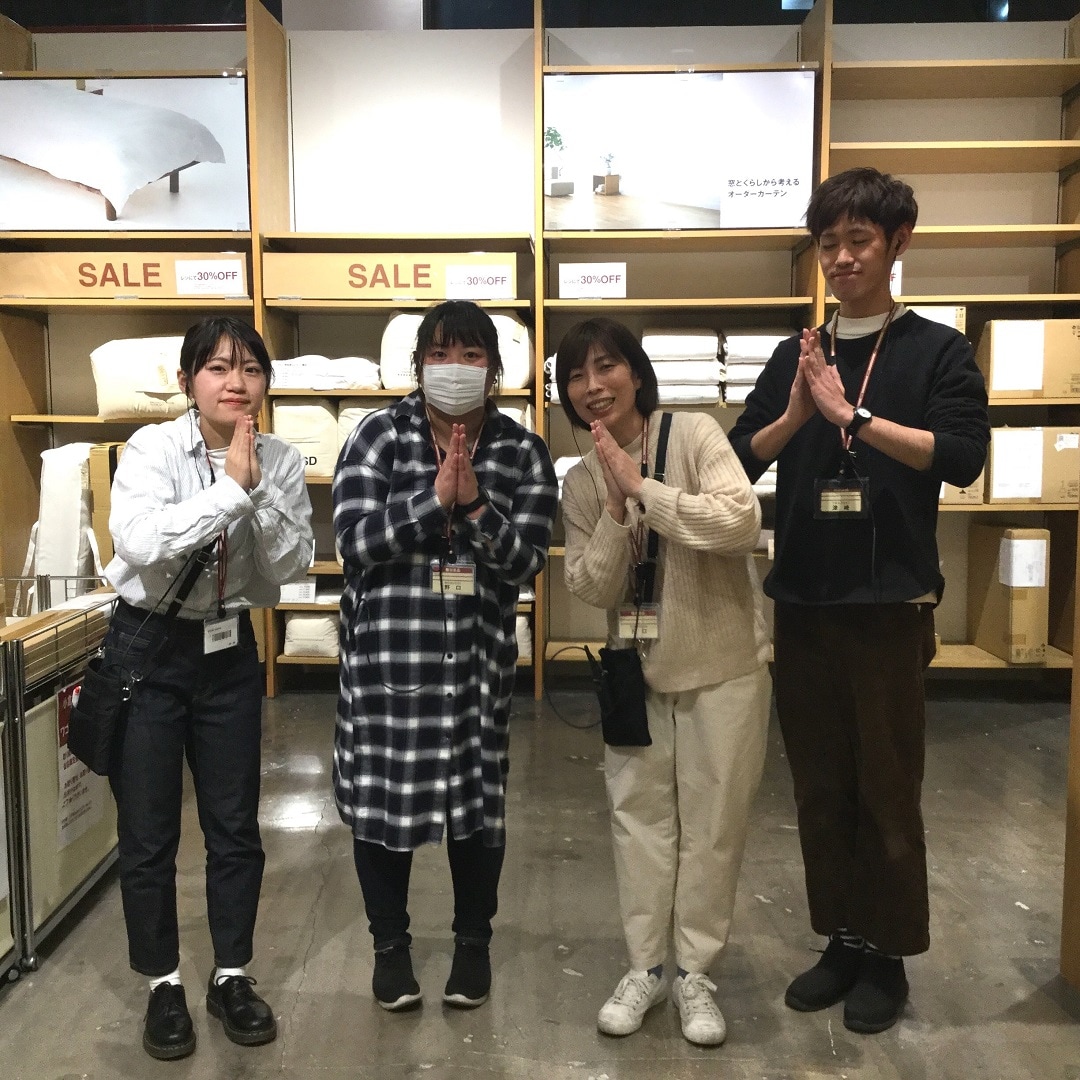 スタッフ一同写真