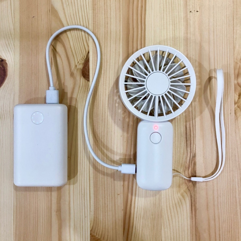 モバイルバッテリー