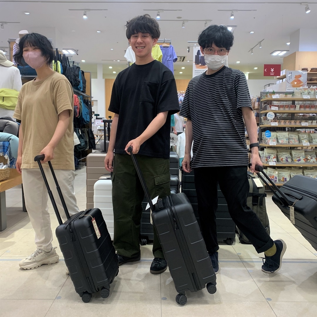 笑っている写真