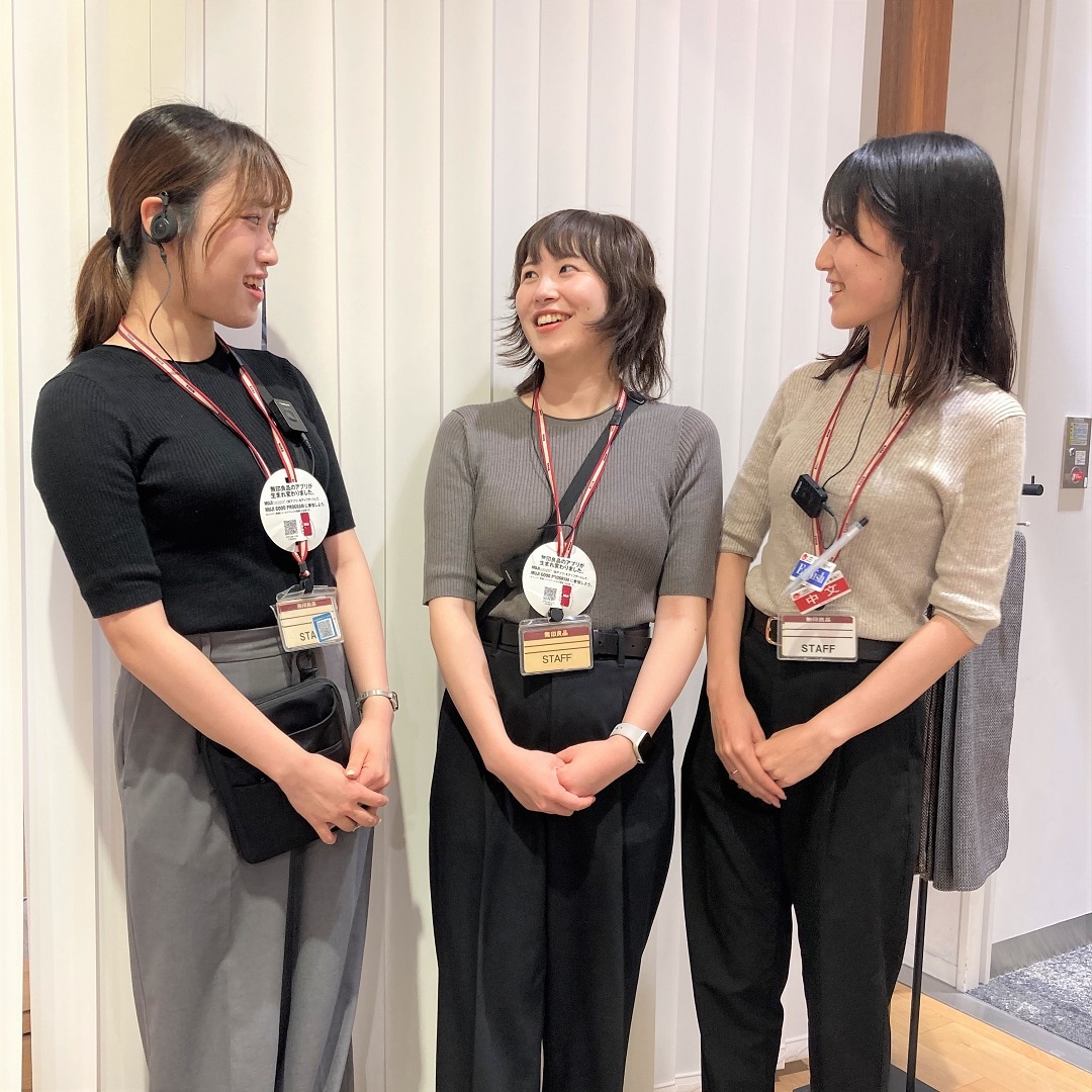 【イオンモールKYOTO】夏から秋への変わり目におすすめ『なめらかリブ編み五分袖セーター』