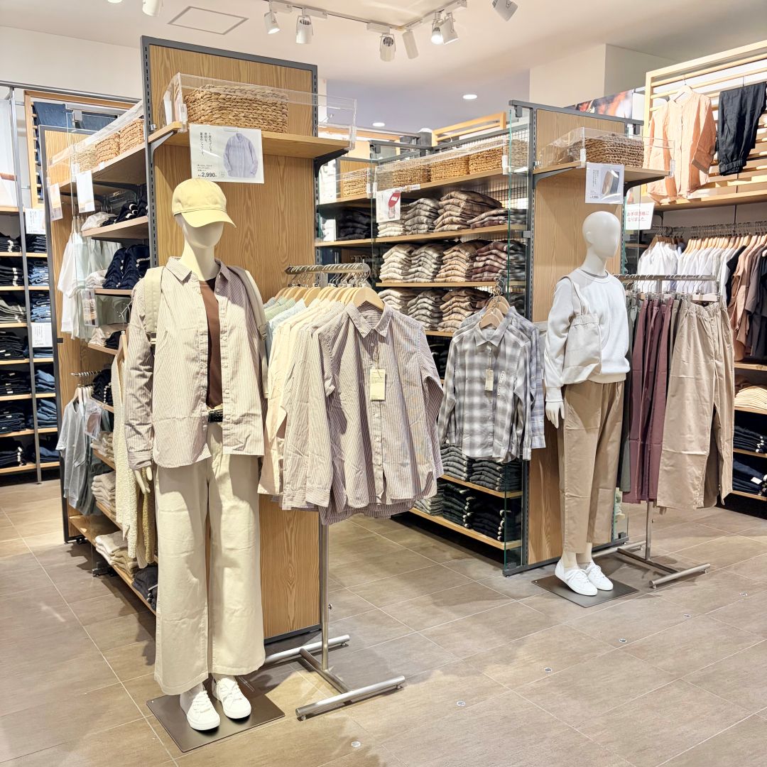 秋の洋服、入荷しました