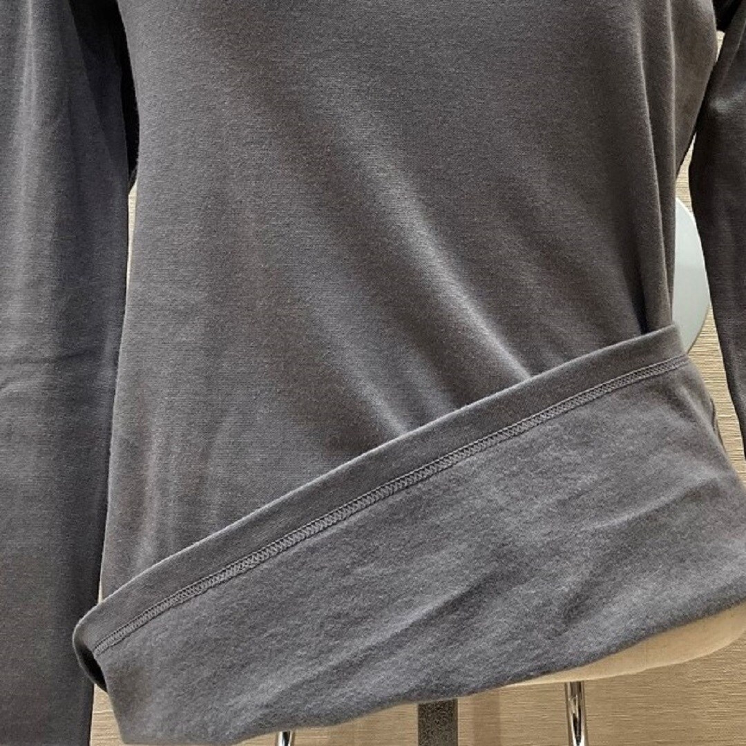 あったか綿厚手Ｕネック八分袖Ｔシャツの裏起毛の写真