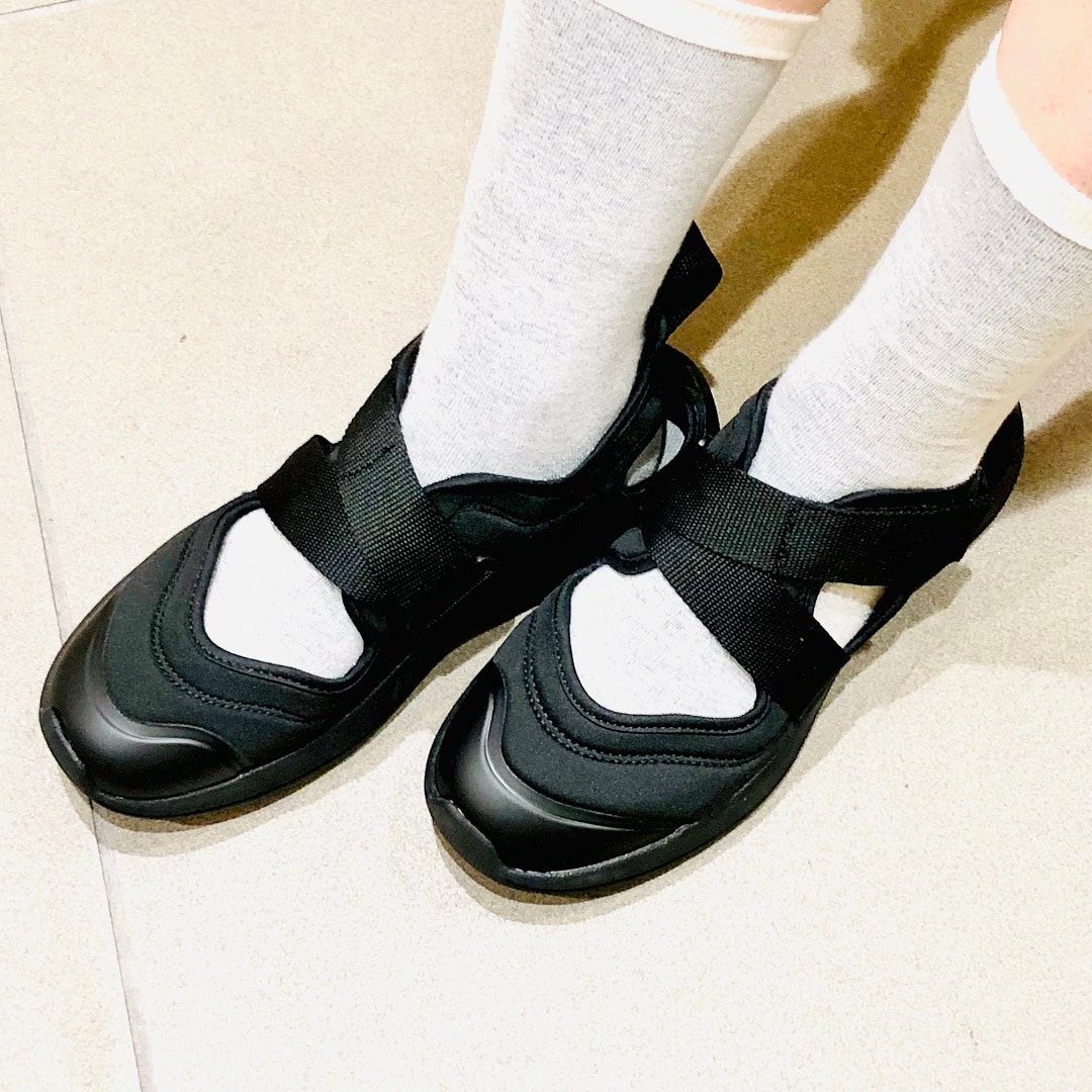 スニーカーサンダル