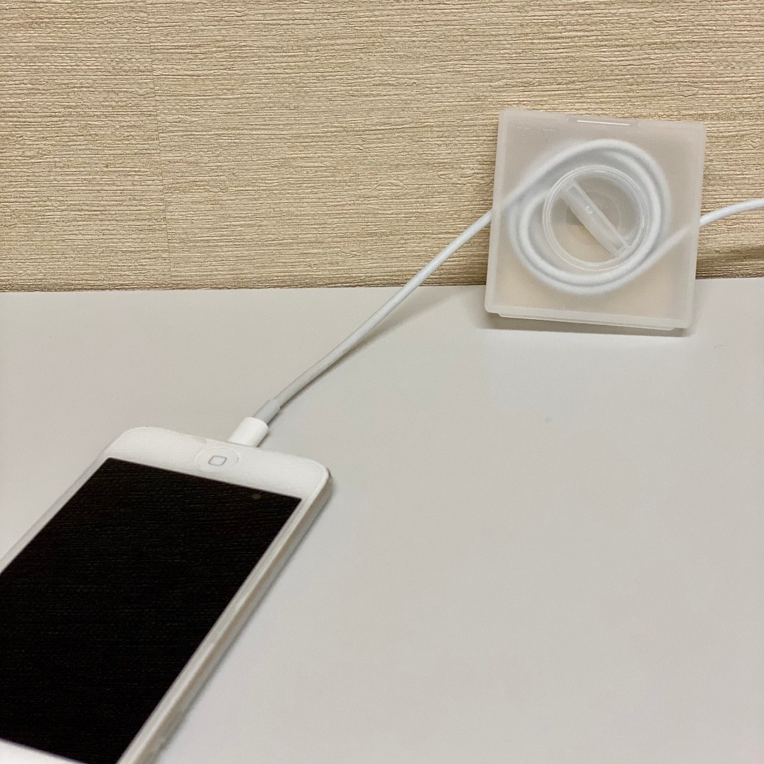 ケーブル収納角型