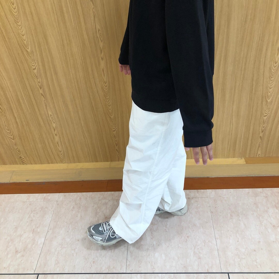 白色