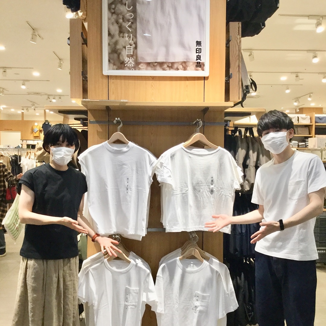 【サンリブシティ小倉】Tシャツ柱