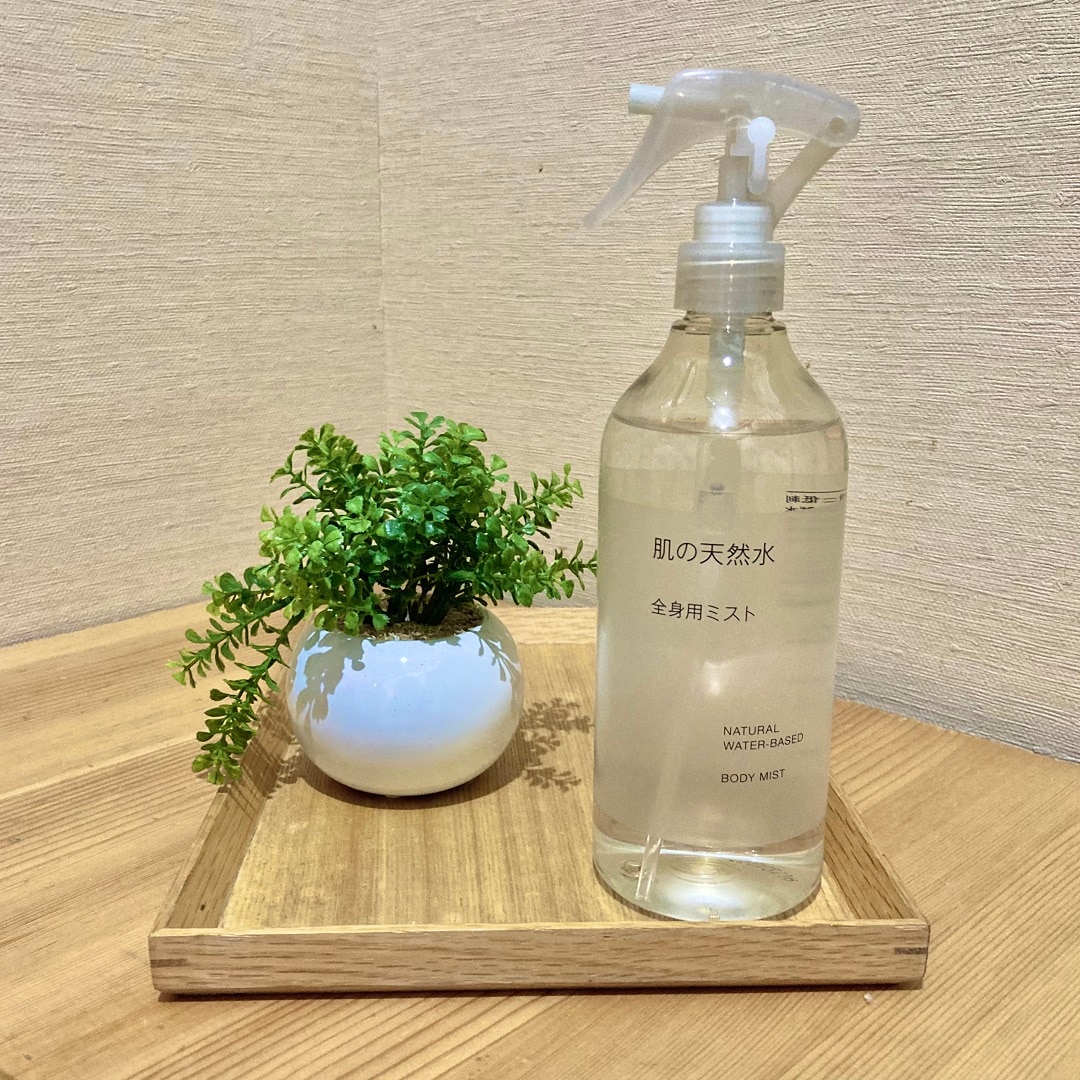 話題の肌の天然水、ぜひ店頭でお試しください。