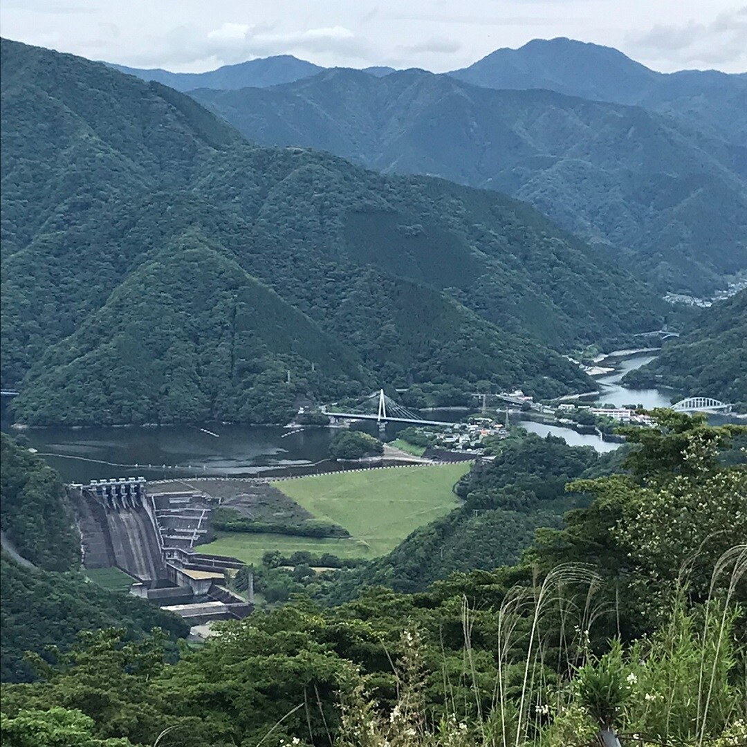 【テラスモール湘南】山の写真