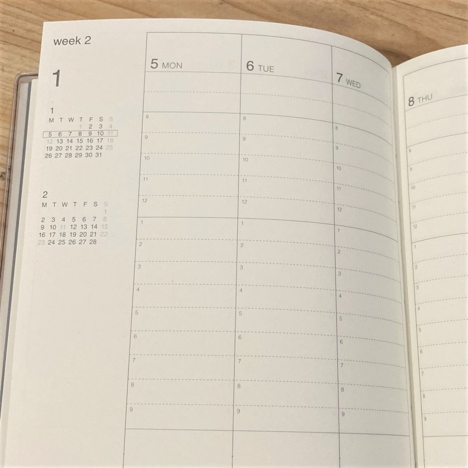 【テラスモール湘南】バーチカルスケジュール帳の時間軸部分をアップにした写真