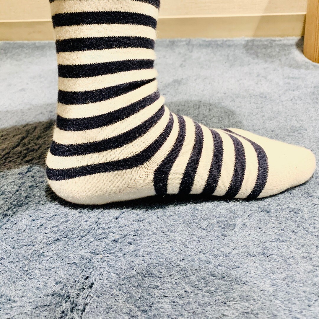 【ザ・モール郡山】足なり直角靴下着用