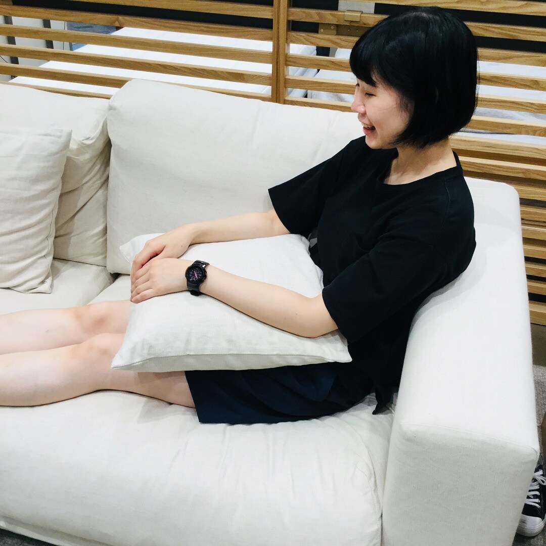 【イオンモール福津】くつろいでいる写真