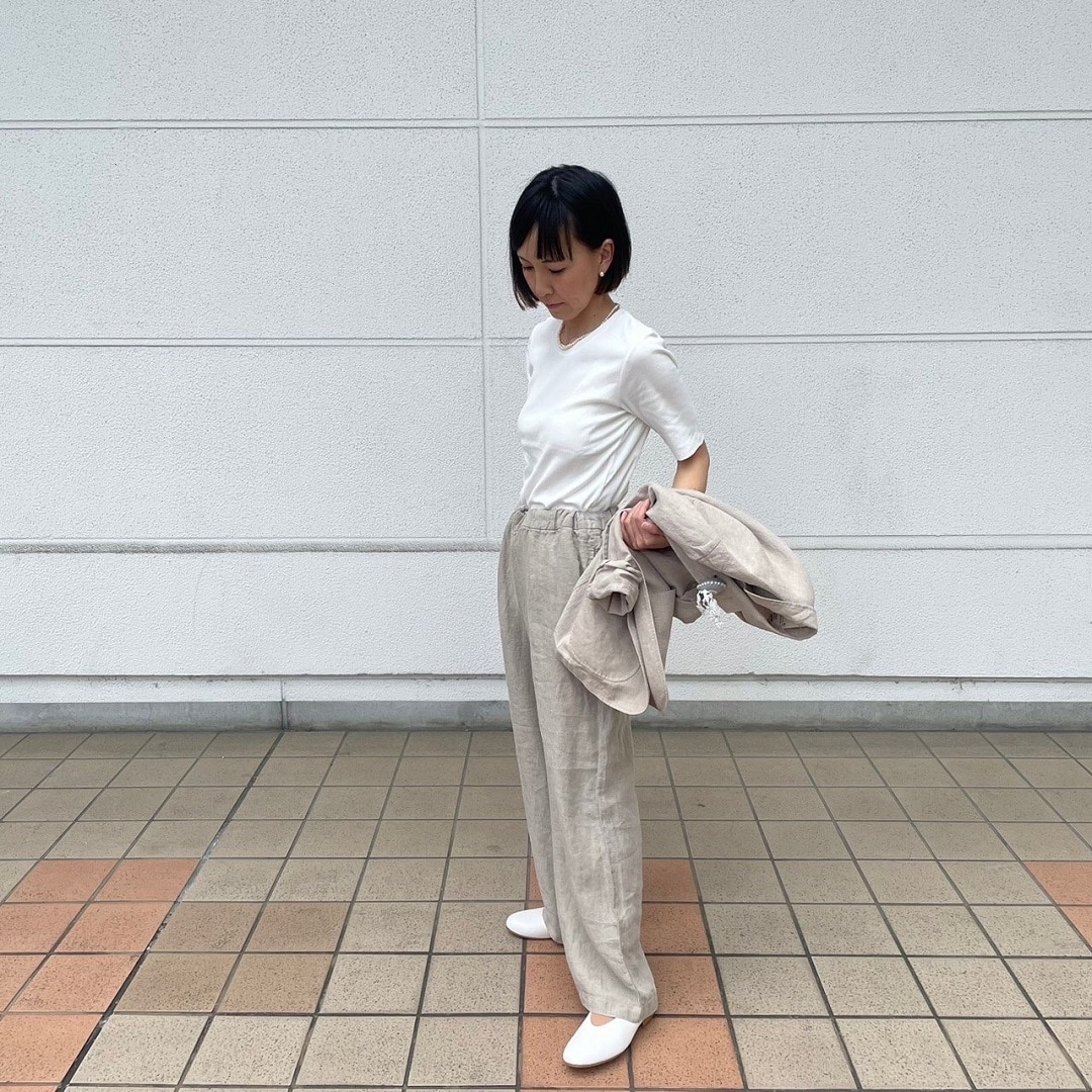 クルーネック五分袖Tシャツの写真