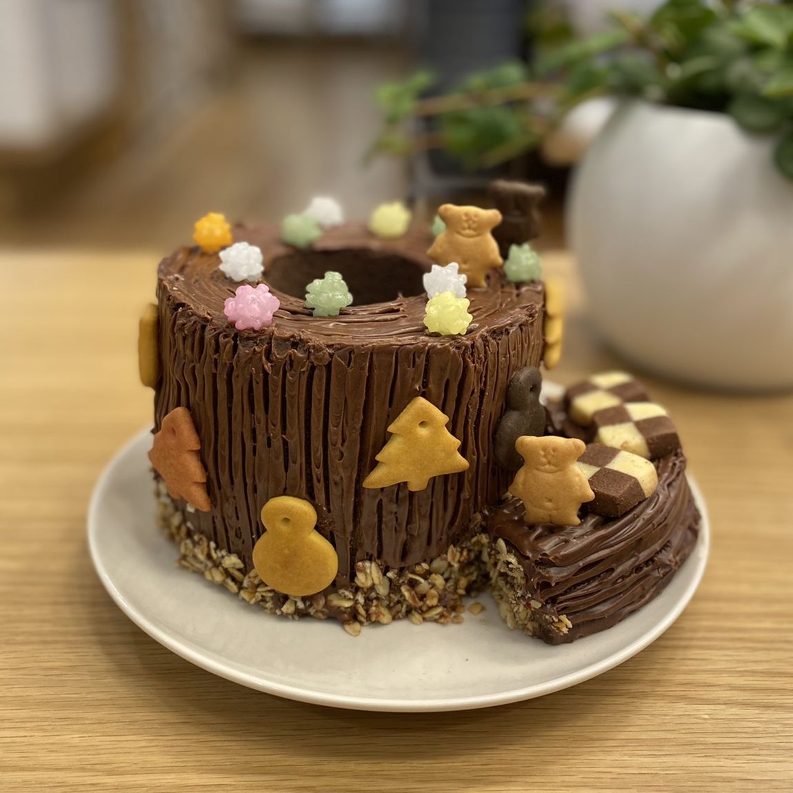 【ルミネ立川】「特大バウム」でクリスマスデコレーション