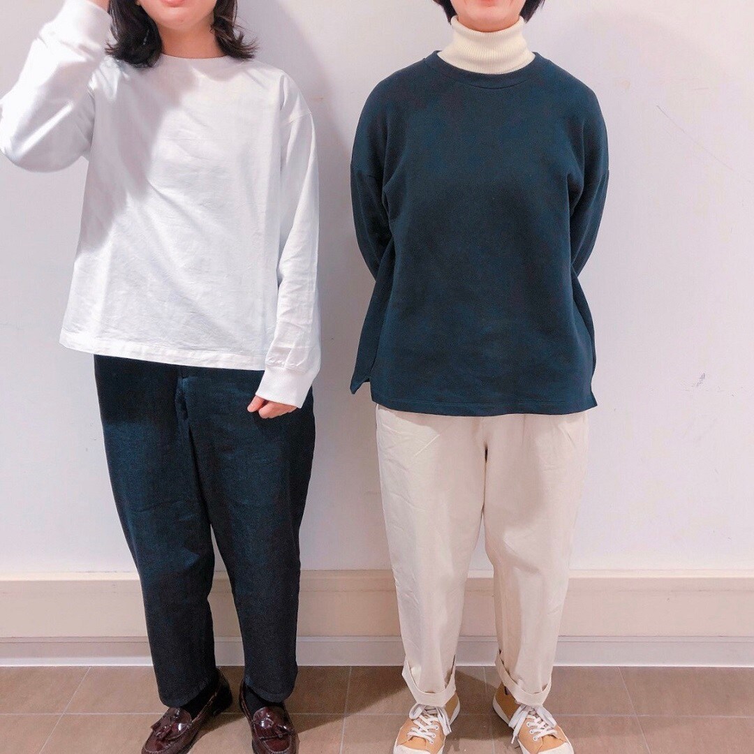 【ミーナ天神】タックワイドで、ひと味ちがう定番パンツ