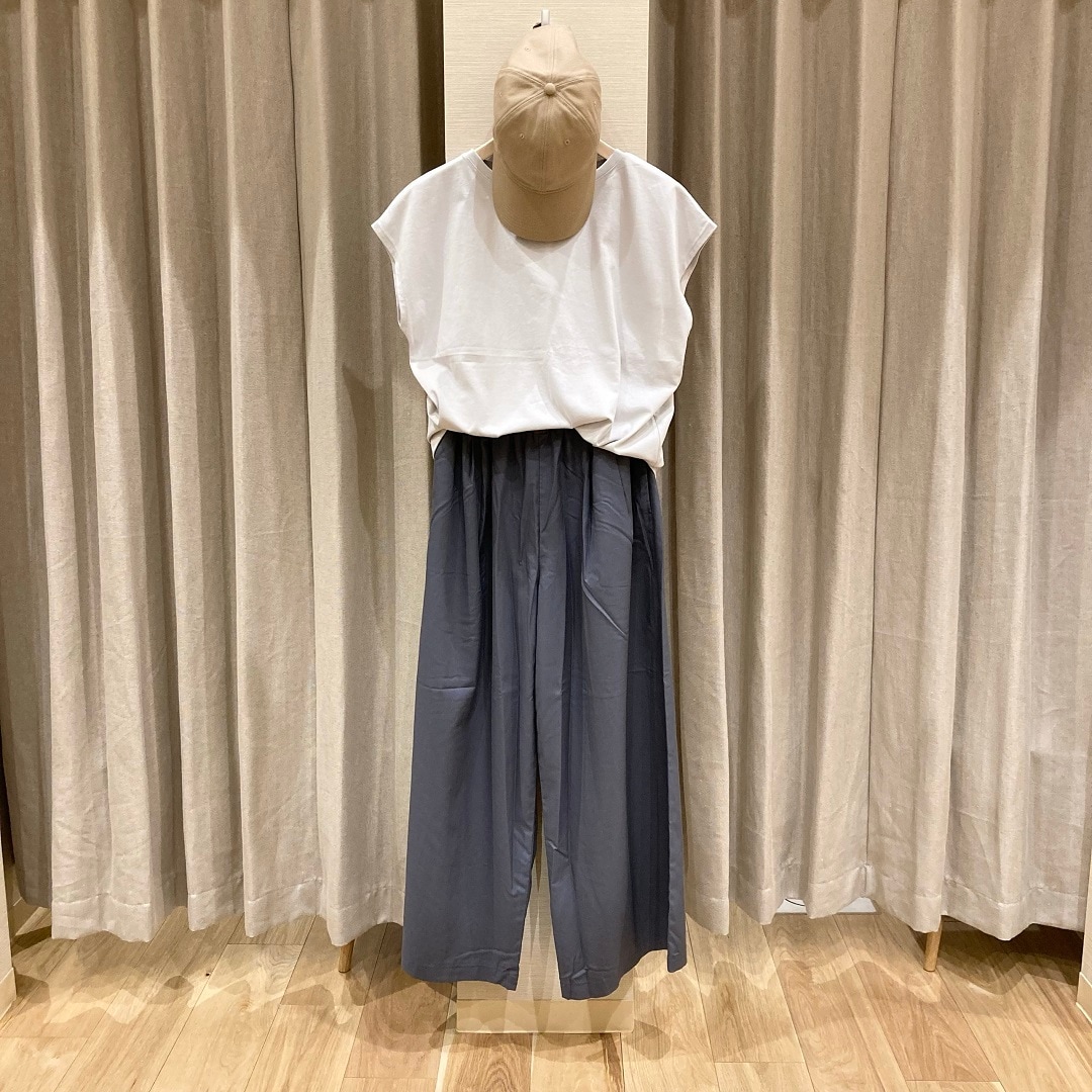 リヨセルパンツルームスタイル
