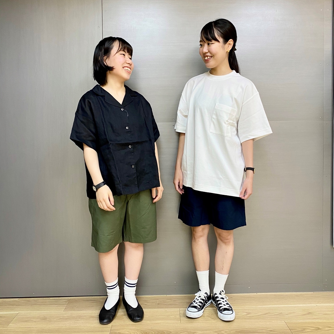 ｶｰｷとグレーパンツ