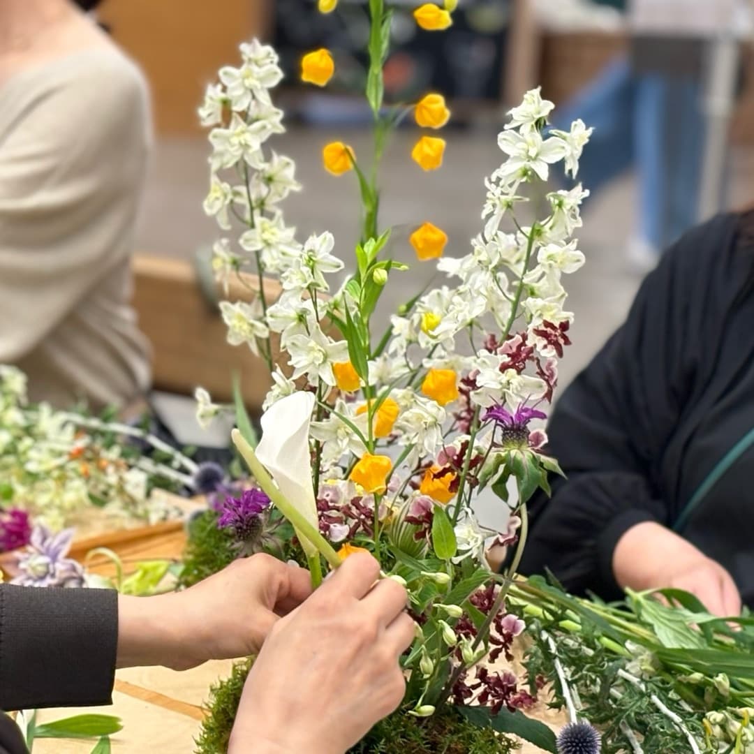 【広島パルコ】ソーダガラスの上でつくる、初夏の草花の小さな景色｜イベント_iwo1SP