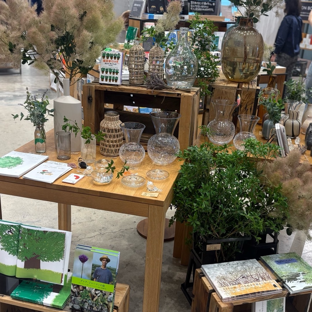 【広島パルコ】夏は花瓶と枝物のあるくらしを。NETOHA 販売会を開催しました｜イベント_1Zrw80