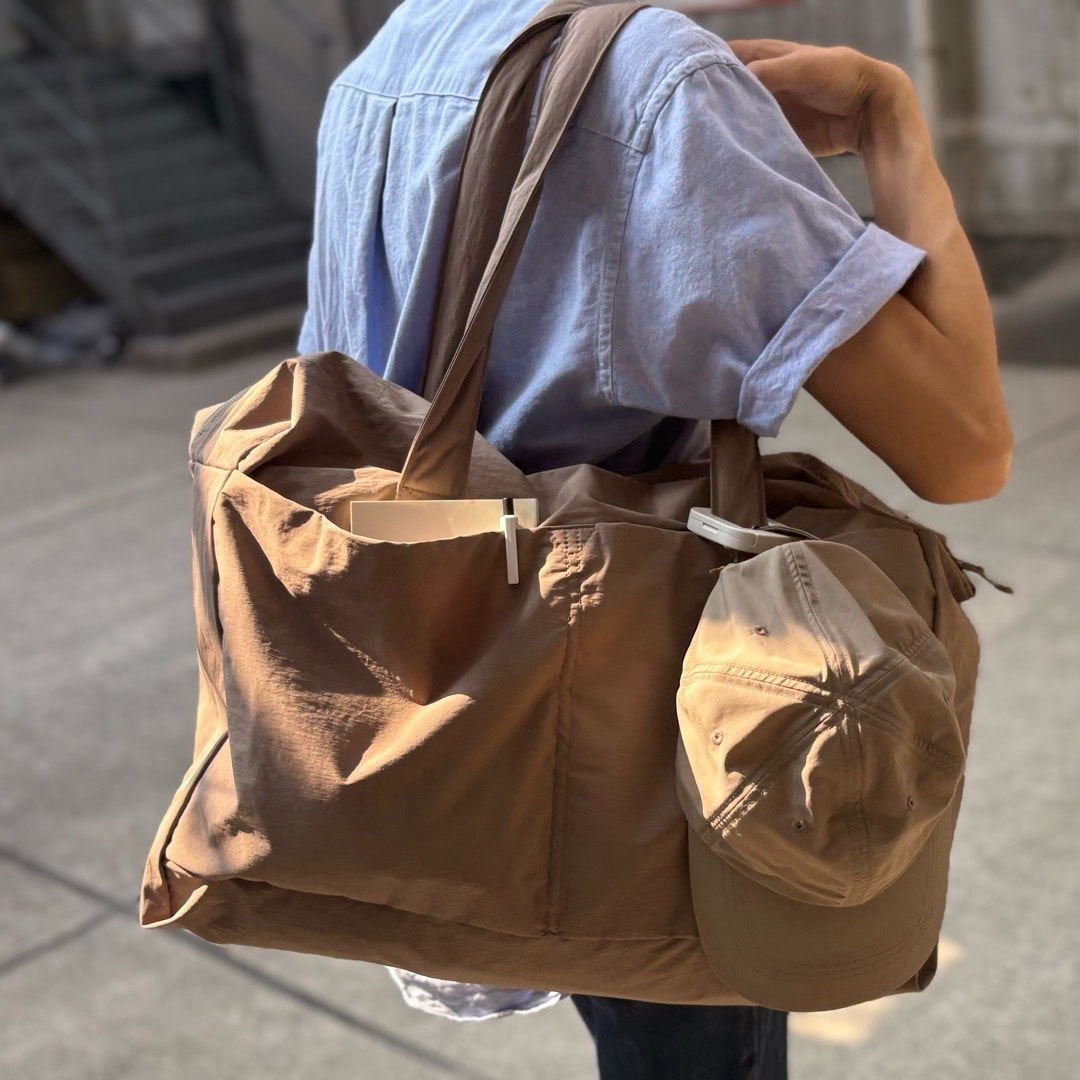 【広島パルコ】【旅行】荷物が増えても安心。たためるボストンバッグ｜スタッフのおすすめ_MR9kNA