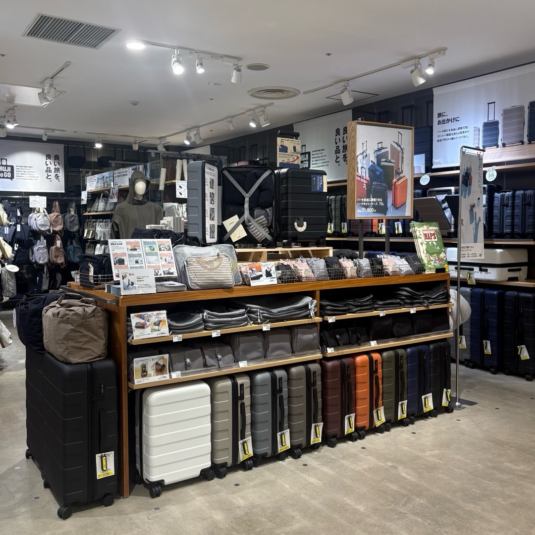 【広島パルコ】【旅行】荷物が増えても安心。たためるボストンバッグ｜スタッフのおすすめ_IaQTs5