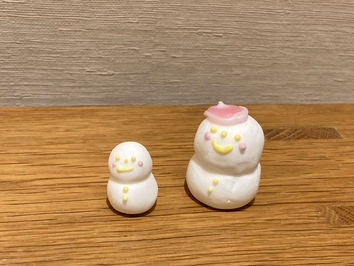 マシュマロでできた雪だるま