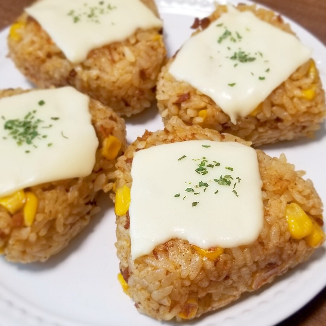 【MUJIcom草加ヴァリエ】カレー焼きおにぎり