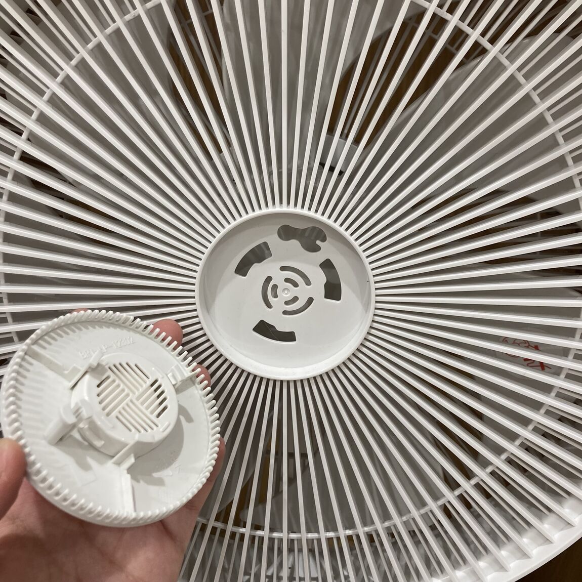 【イオンSENRITO】首振り範囲が調節できる　DC扇風機_ft5oP2