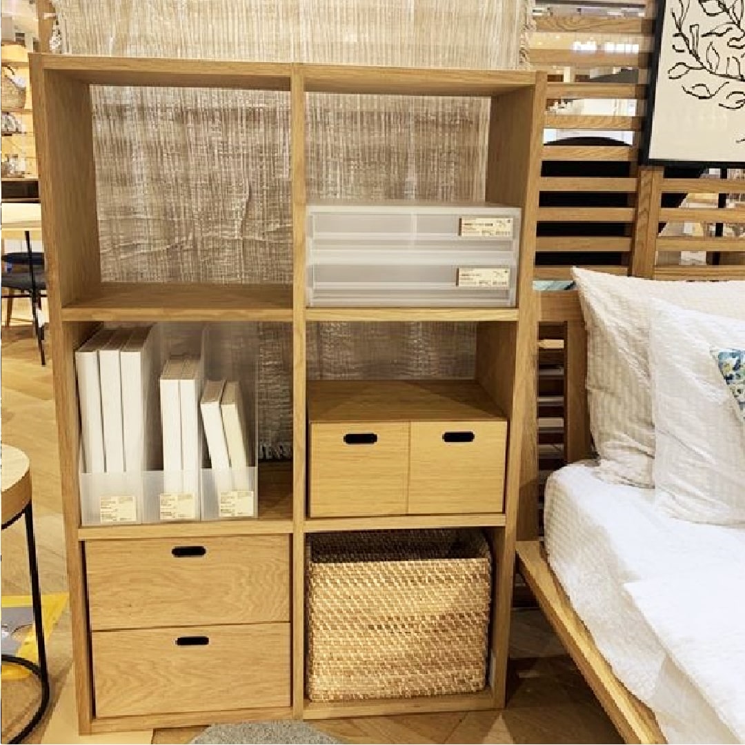 スタッキングシェルフ　収納用品