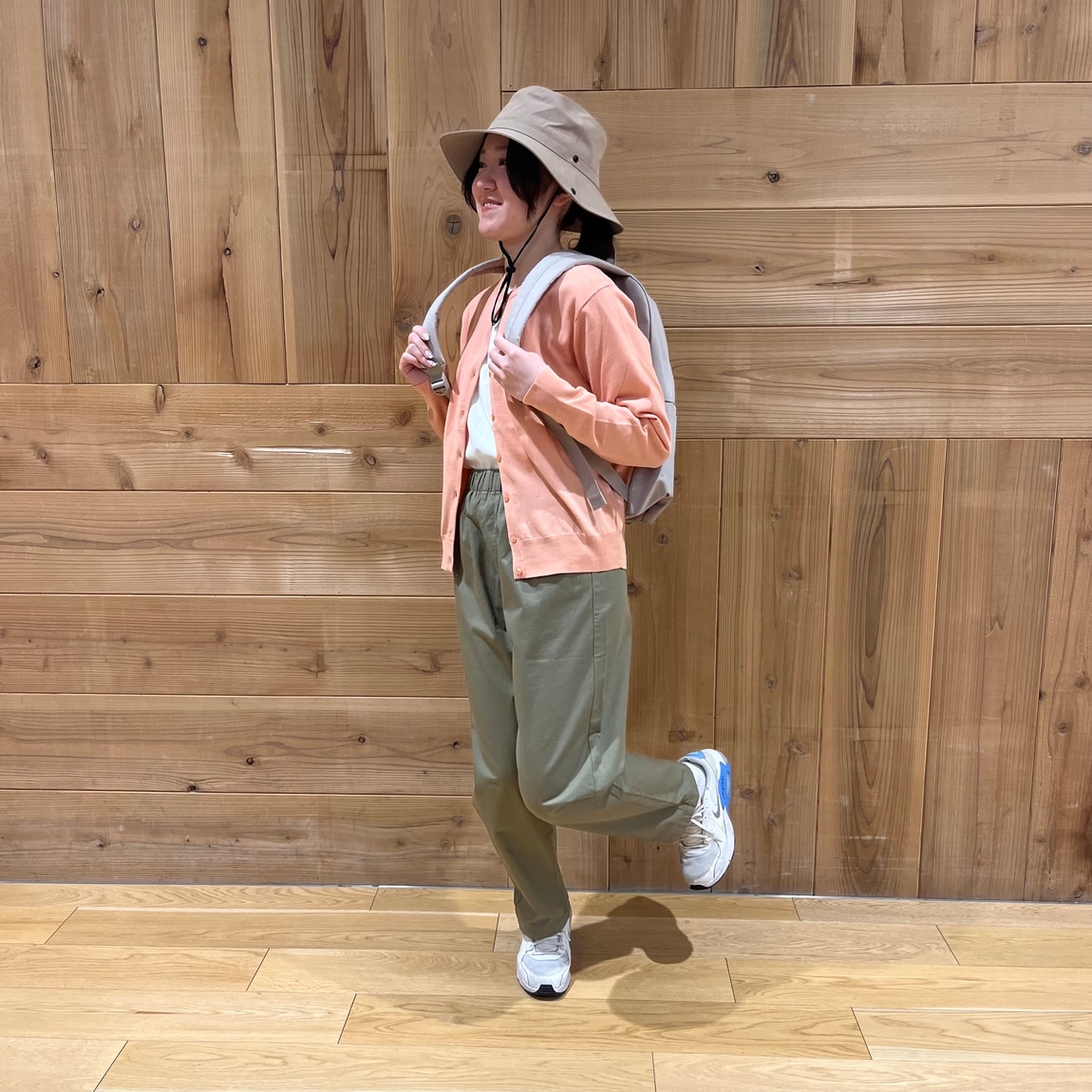 スタッフスナップ④