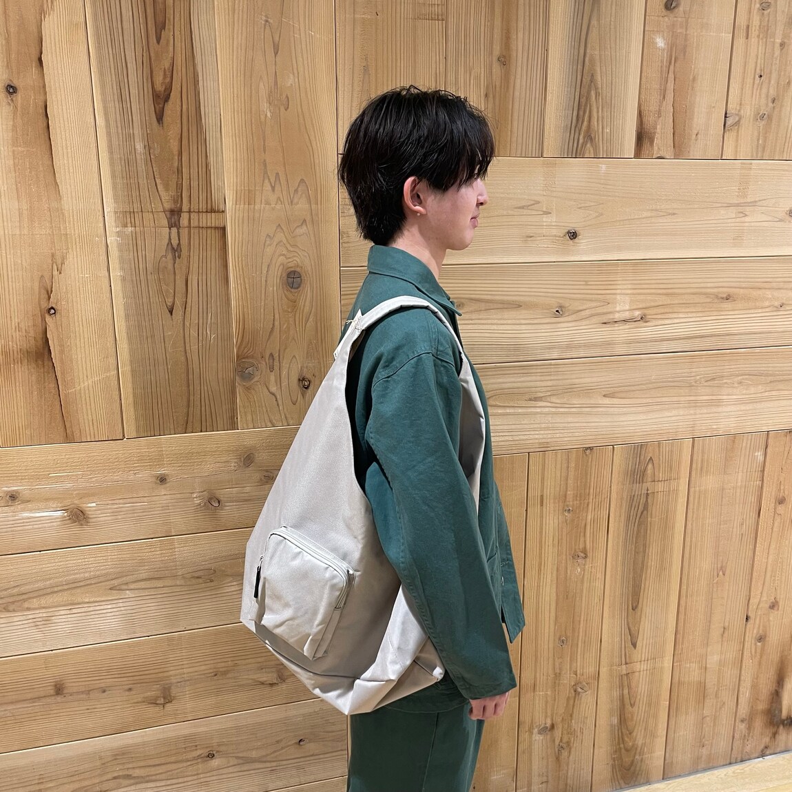 スタッフスナップ④