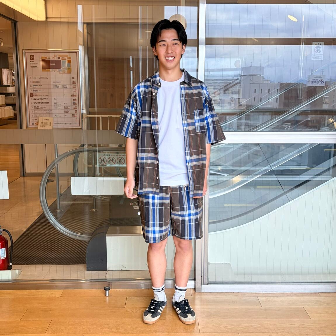 スタッフスナップ⑥
