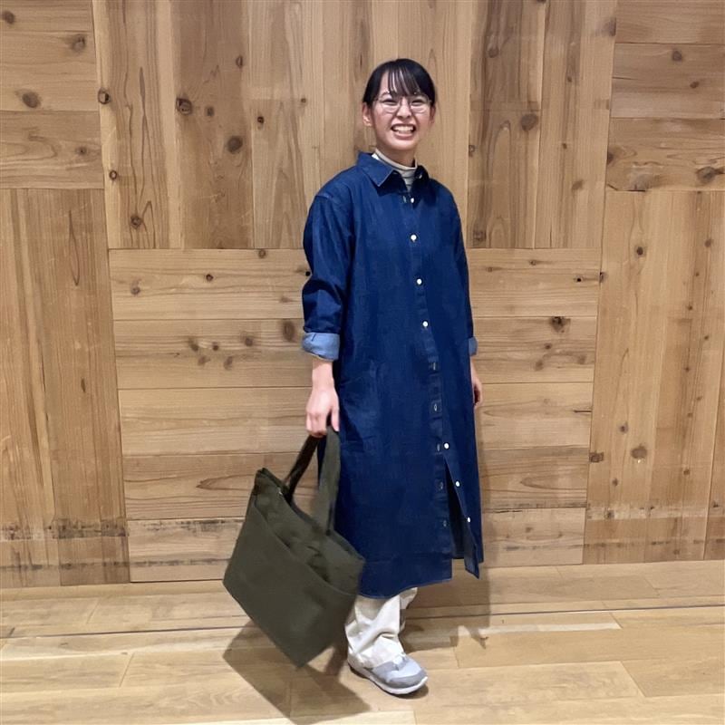 スタッフスナップ③