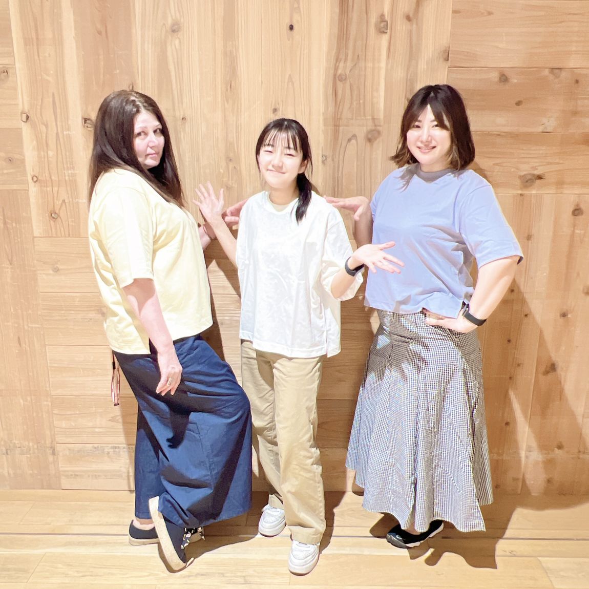 女性スタッフ着用