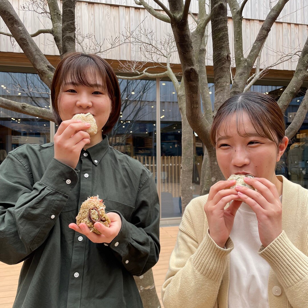 炊き込みごはんと二人