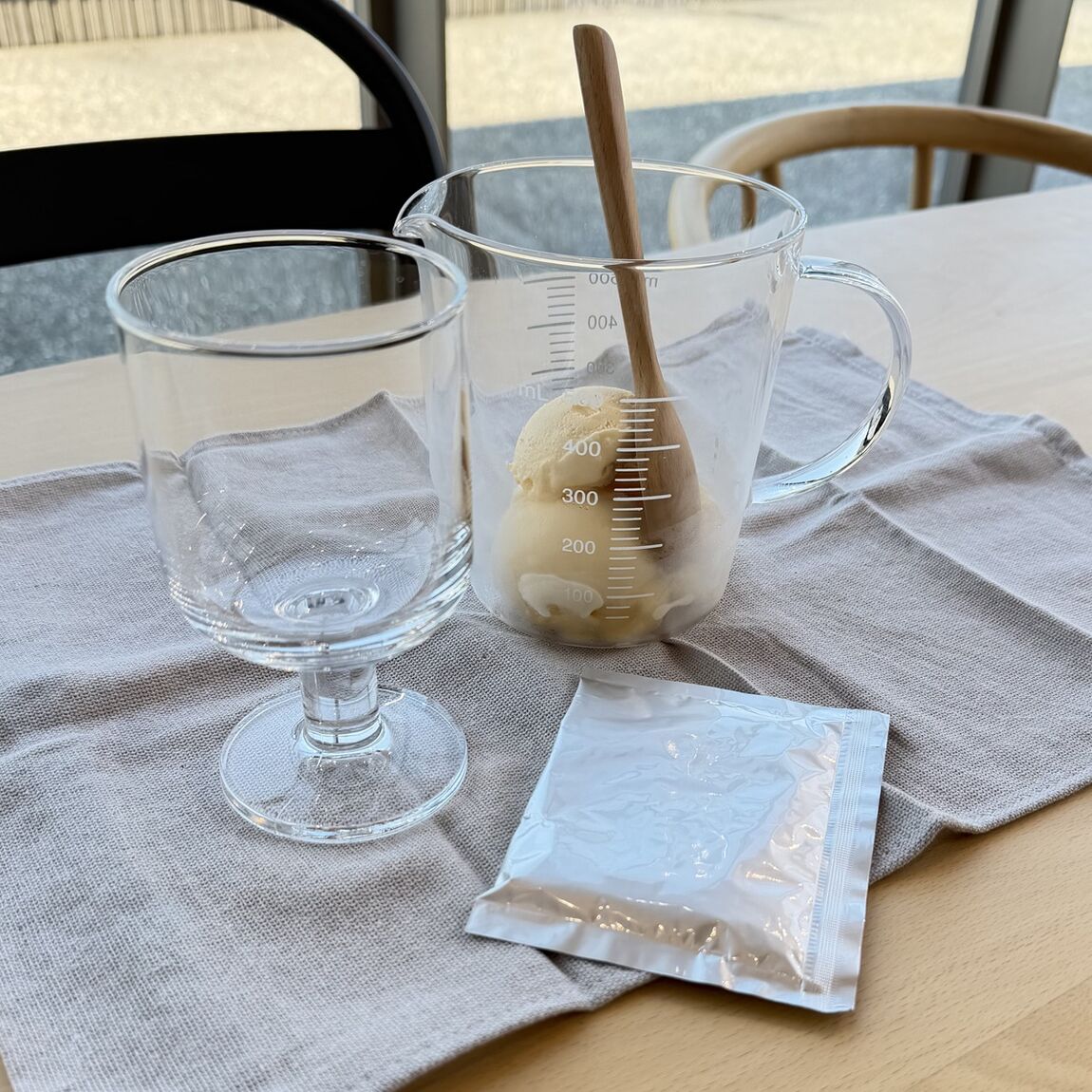  アイスクリームでつくるシェイク