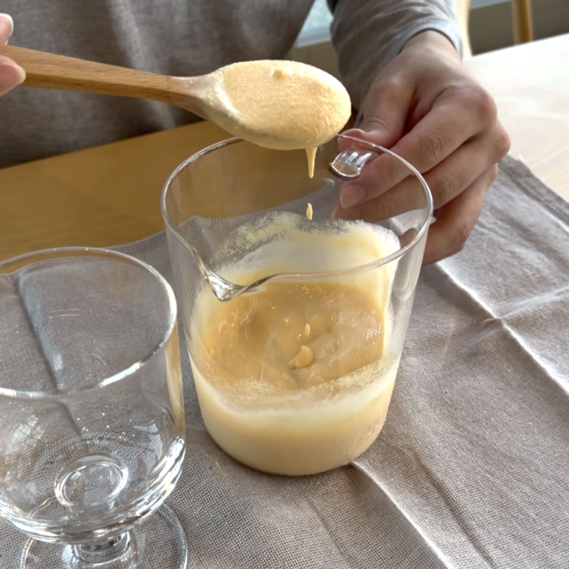 アイスクリームでつくるシェイク
