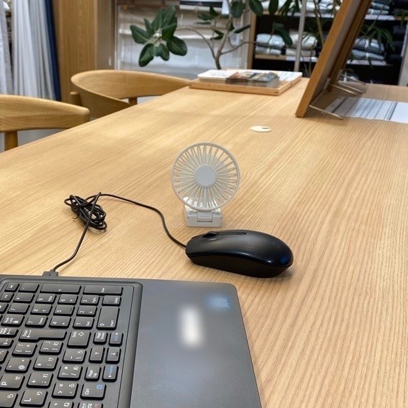 【浜松遠鉄百貨店】コンパクトでスタイリッシュな「充電式ハンディファン」 