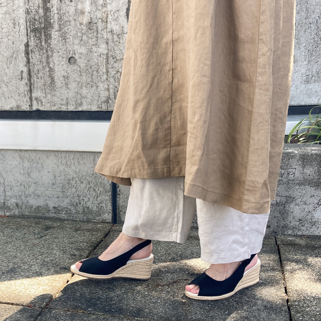 ワイドパンツ